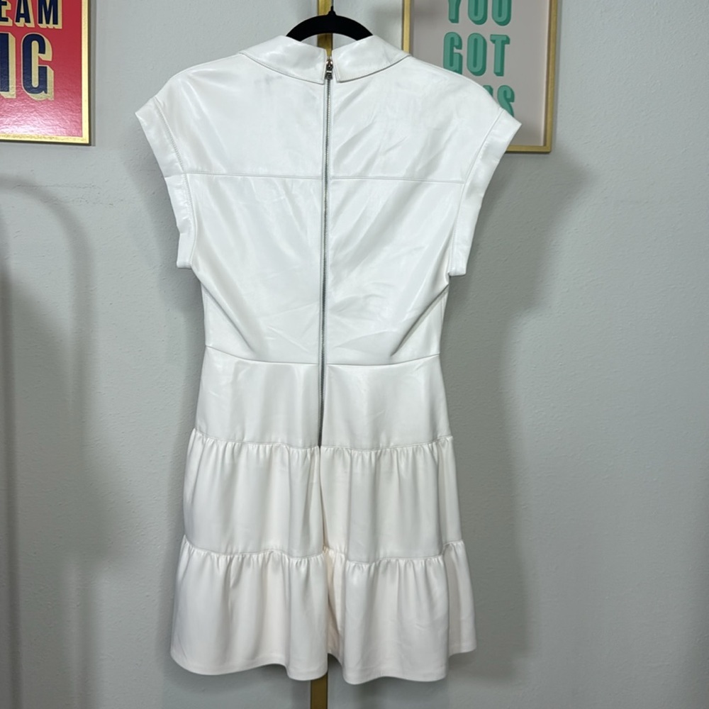 Alice and Olivia
Mila Faux Leather Twist Front Cap Sleeve Dress - Picture 10 of 10